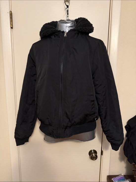 Hurley Jackets & Blazers - Hurley Black Hooded Bomber Jacket with Sherpa Trim Reversible Jacket Medium